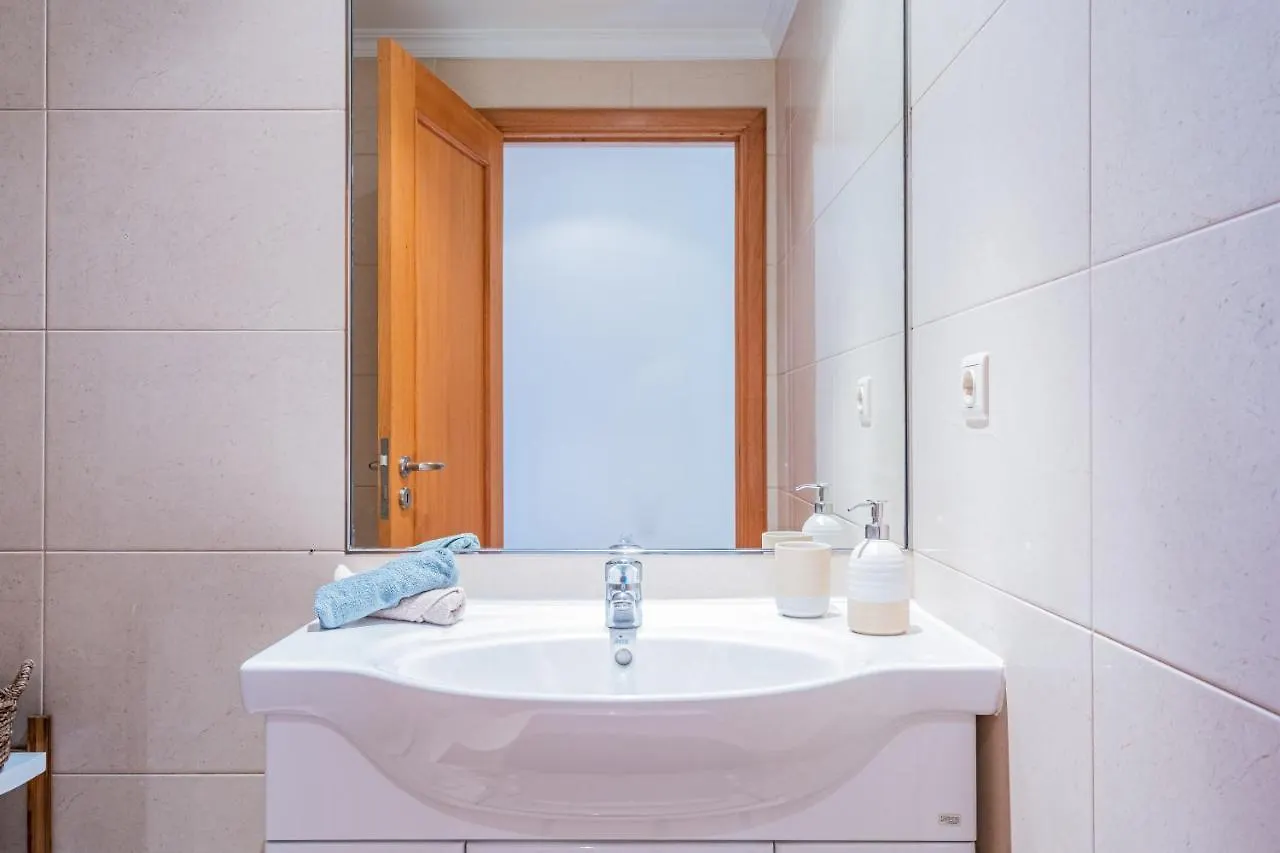 Lovely Apartment At The Best Location In Funchal  Funchal (Madeira)