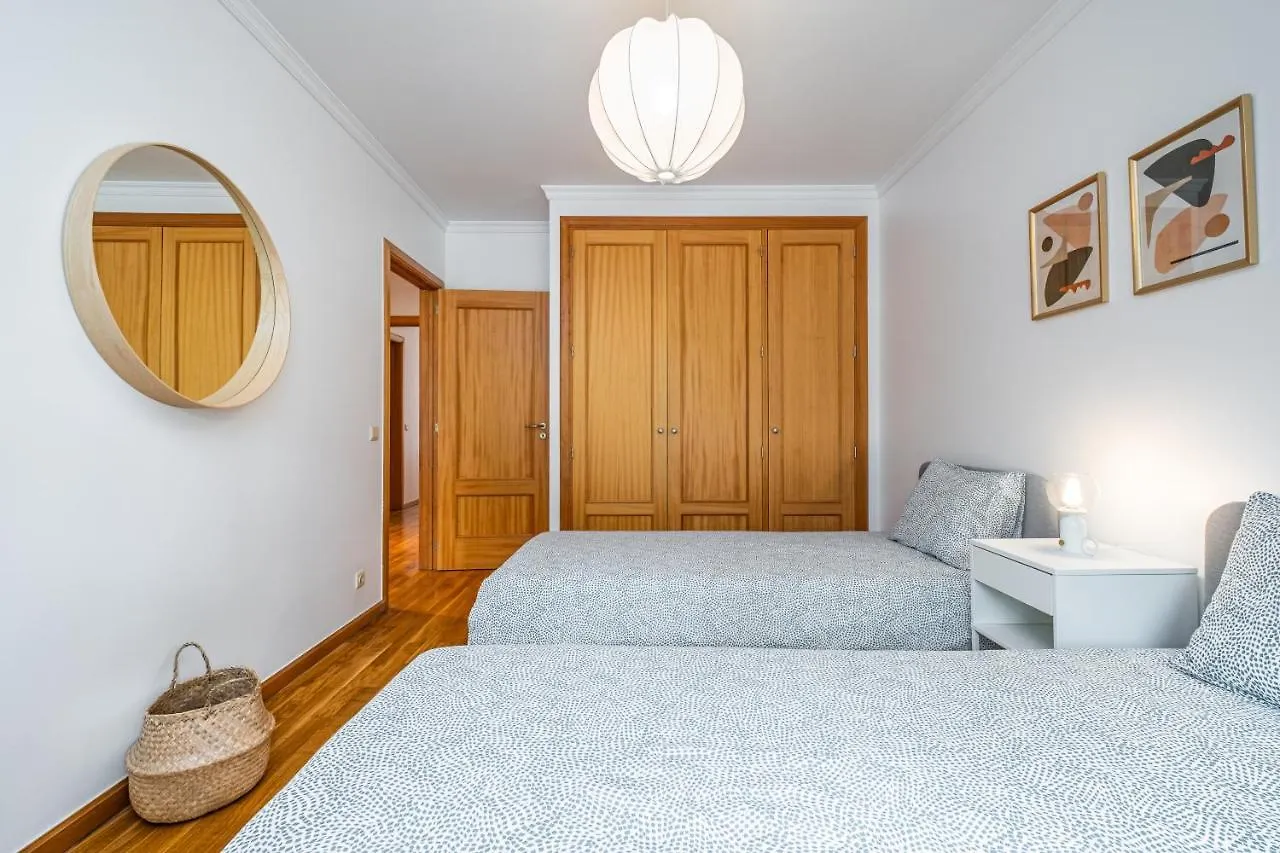 Lovely Apartment At The Best Location In Funchal 0*, Funchal (Madeira)